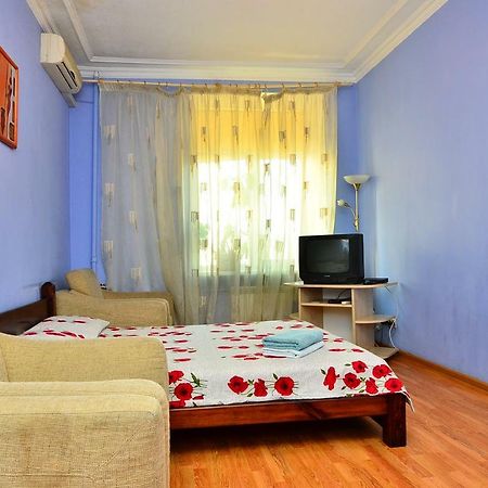 Ferienwohnung Bolshaya Vasilkovskaya 12 Kiew Exterior foto